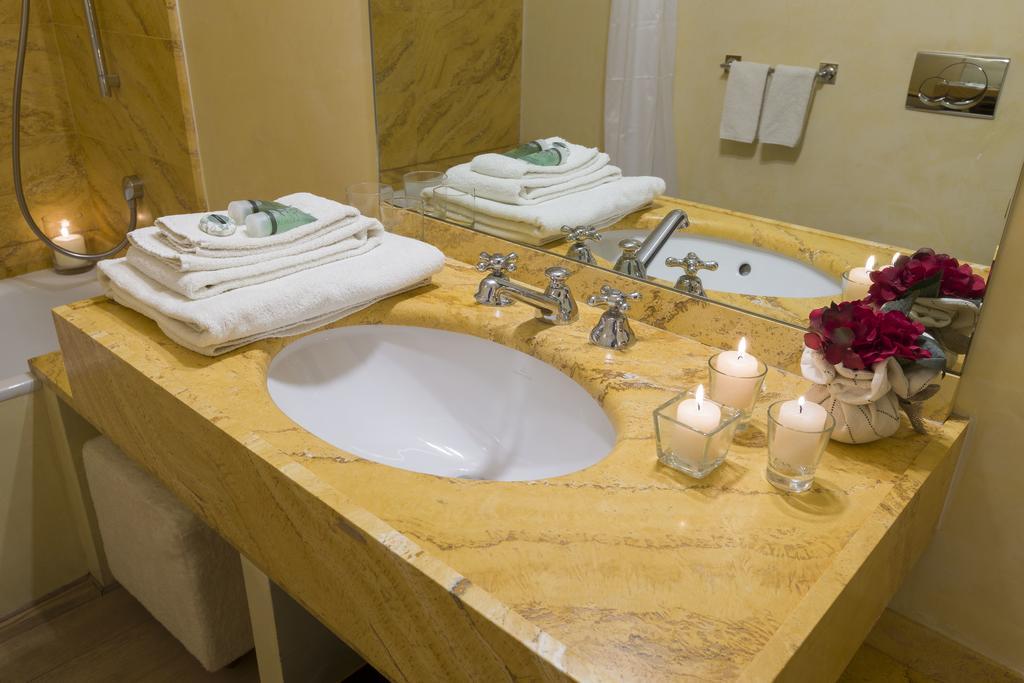 Residenza D'Epoca Home In Palace Florence Chambre photo