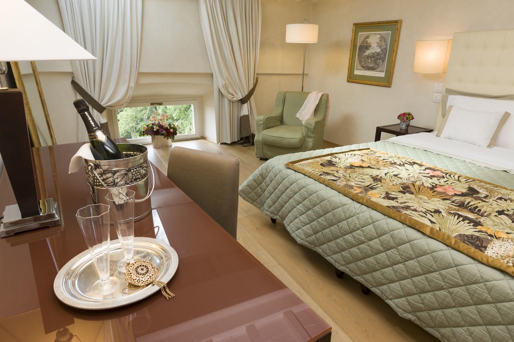 Residenza D'Epoca Home In Palace Florence Chambre photo